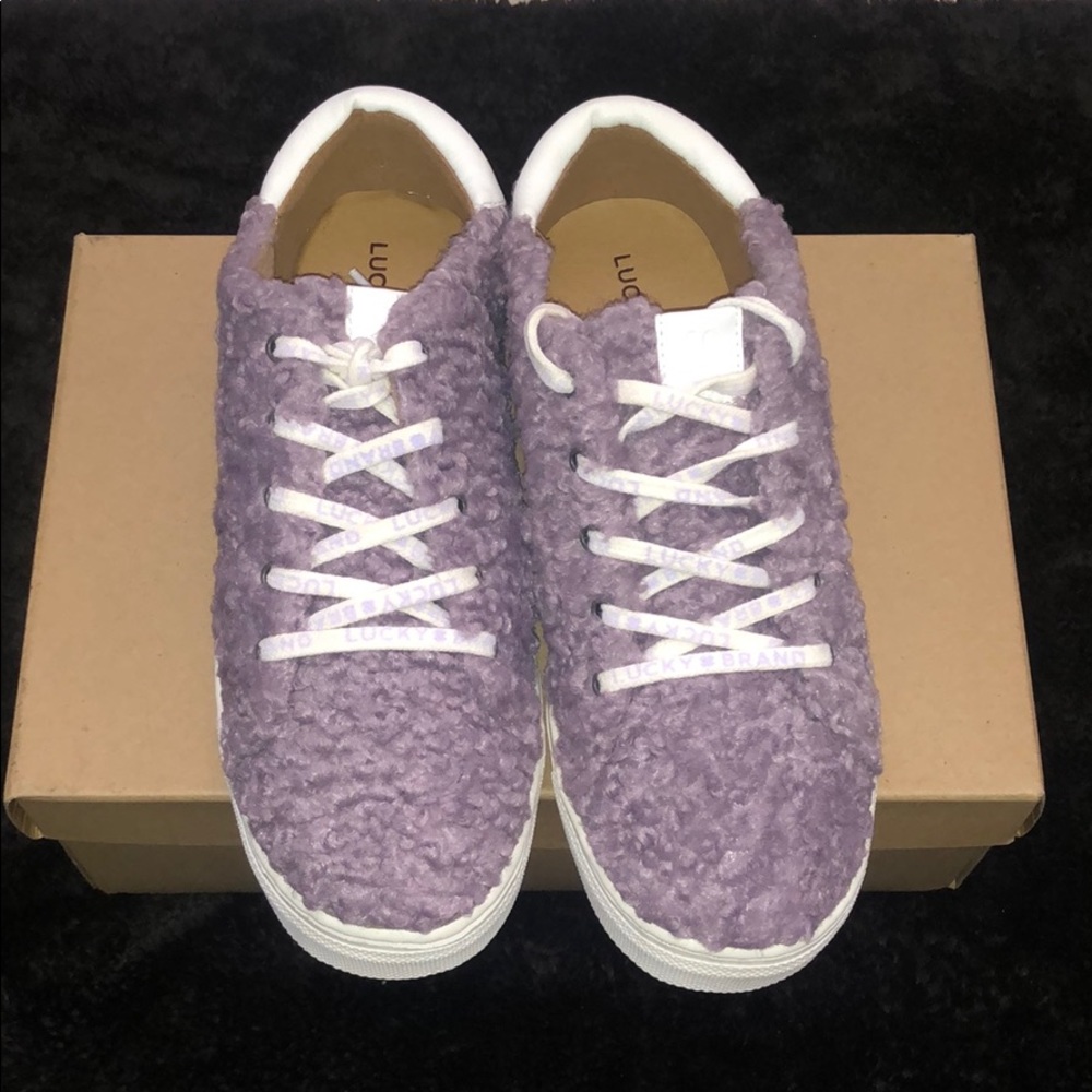 Lucky Brand 5M Youth Shoe